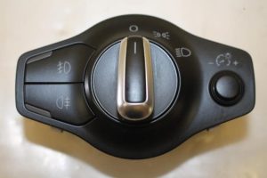 17801949 – 8K0941531AKWEP – Licht Schakelaar