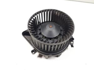 21333765 – 8E2820021E – Heizung Belüftungsmotor