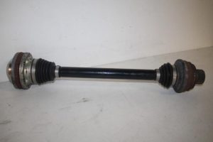 17805537 – 8R0501204D – Aandrijfas rechts-achter