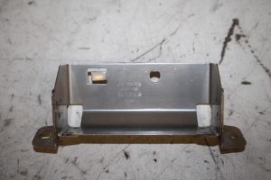 17817048 – 6C0951217 – Steun (diversen)