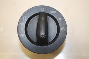 17800939 – 4F1941531D5PR – Licht Schakelaar