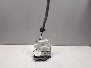 21235782 – 8K0839015H – Türschlossmechanik 4-türig links hinten