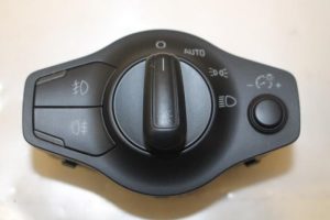 17800932 – 8K0941531CV10 – Licht Schakelaar