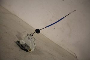 17822109 – 8J1837015F – Türschlossmechanik 4-türig links vorne