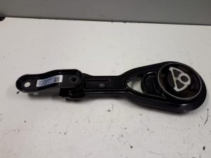 18737135 – 2Q0199851M – Frontdeel steun