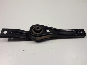 19465463 – 5Q0199855M – Motorsteun