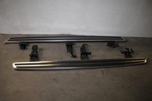 17819714 – 4M0071065 – Trittbrettset links + rechts