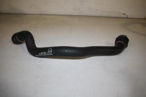 17827770 – 8K0121101AD – Radiator hose