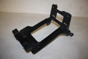 17820140 – 4M0907348D – Steun (diversen)