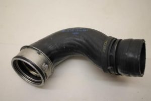 17795627 – 1J0145762AT – Intercooler Schlauch