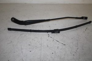17811803 – 8K2955408A1P9 – Front wiper arm