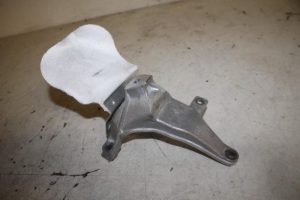 17824841 – 4G0199308AC – Motorsteun