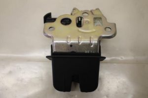 17798433 – 4H0827505A – Schließmechanik Heckklappe