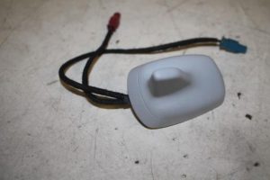 17825055 – 4F9035503B – GPS Antenne