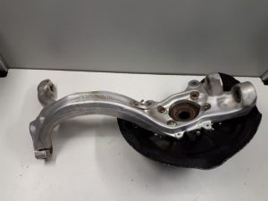 19504426 – 4F0407254H – Fusee rechts-voor