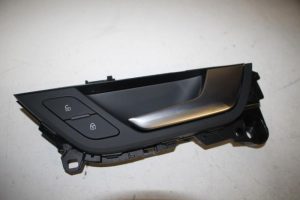 17818325 – 4K0837020A3Q7 – Türgriff 4-türig rechts vorne