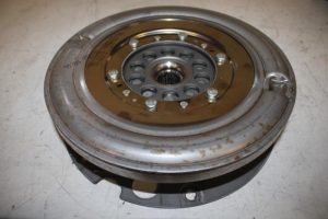 17831305 – 0B5105317R – Vliegwiel