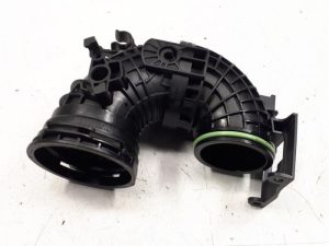 20061994 – 04E145641 – Aanzuigslang Lucht