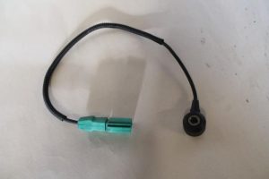 17789900 – 06E905377A – Klopfsensor