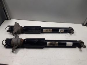 21958064 – 4M0616031AD – Shock absorber kit