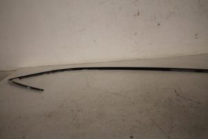 17813689 – 8R0853704ET94 – Daklijst rechts