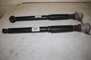 17831266 – 4G5513035C – Stoßdämpferset