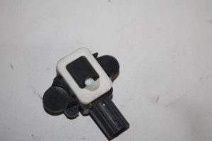 17825876 – 4F0955557B – Airbag Sensor