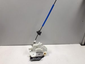 21235735 – 8J1837015F – Türschlossmechanik 4-türig links vorne