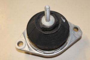 17787575 – 8A0199382A – Motorsteun