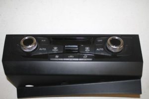 17803225 – 8K2820043BAXZF – Climatronic Panel