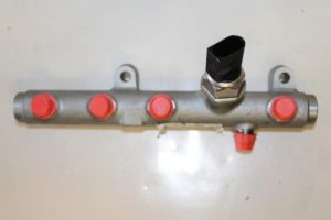 17793951 – 059130089AM – Kraftstoffverteiler
