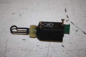 17810666 – 4B5962115A – Tailgate lock mechanism