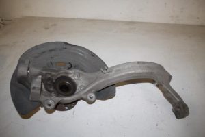 17826457 – 4E0407254Q – Fusee rechts-voor