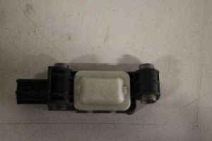 17826187 – 8E0959651A – Airbag Sensor