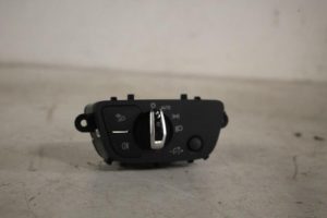 17822373 – 4M0941531AA5PR – Licht Schakelaar