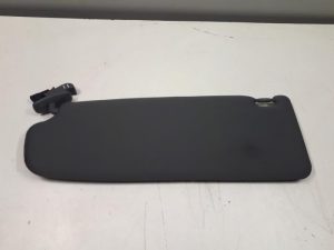 21015960 – 8N8857552A17L – Zonneklep