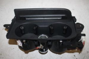 17808029 – 4H1858601C6PS – Getränkehalter