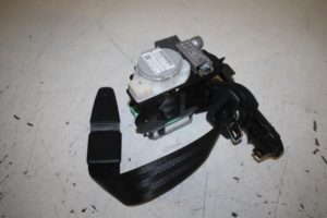 17815197 – 4G8857705FV04 – Front seatbelt, left