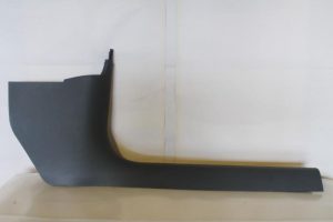 17792906 – 8K1867272DDK1 – A-stijl Afdekkap rechts