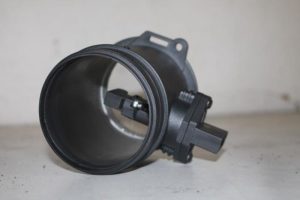 17827057 – 077133471H – Luftmassenmesser