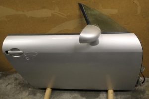 17799364 – 8N0831052C – Portier 2Deurs rechts