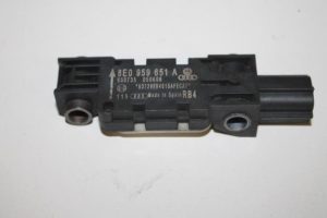 17802003 – 8E0959651A – Airbag Sensor