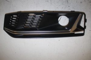 17815282 – 8W0807681JRU6 – Bumper Rooster