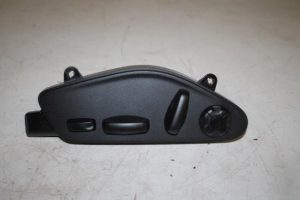 17830688 – 992959747BTM0 – Sitzverstellung Schalter