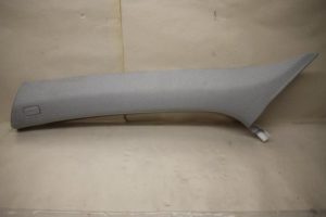 17797317 – 8R0867233BWO1 – Stijl links-voor