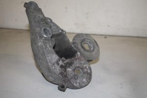 17828148 – 4F0199352M – Motorsteun