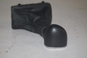 17804164 – 8K2713139SNOA – Gear stick