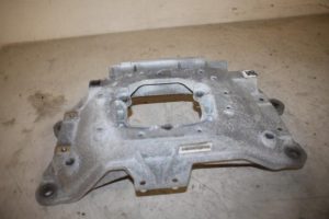 17823395 – 8K0399263BH – Steun (diversen)