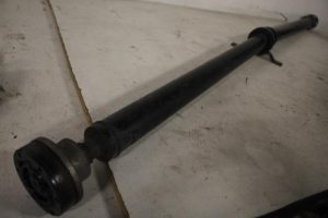 17823014 – 4E4521101G – Zwischenachse