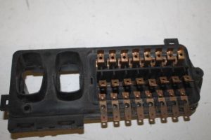 17803199 – 867937025A – Zekeringkast